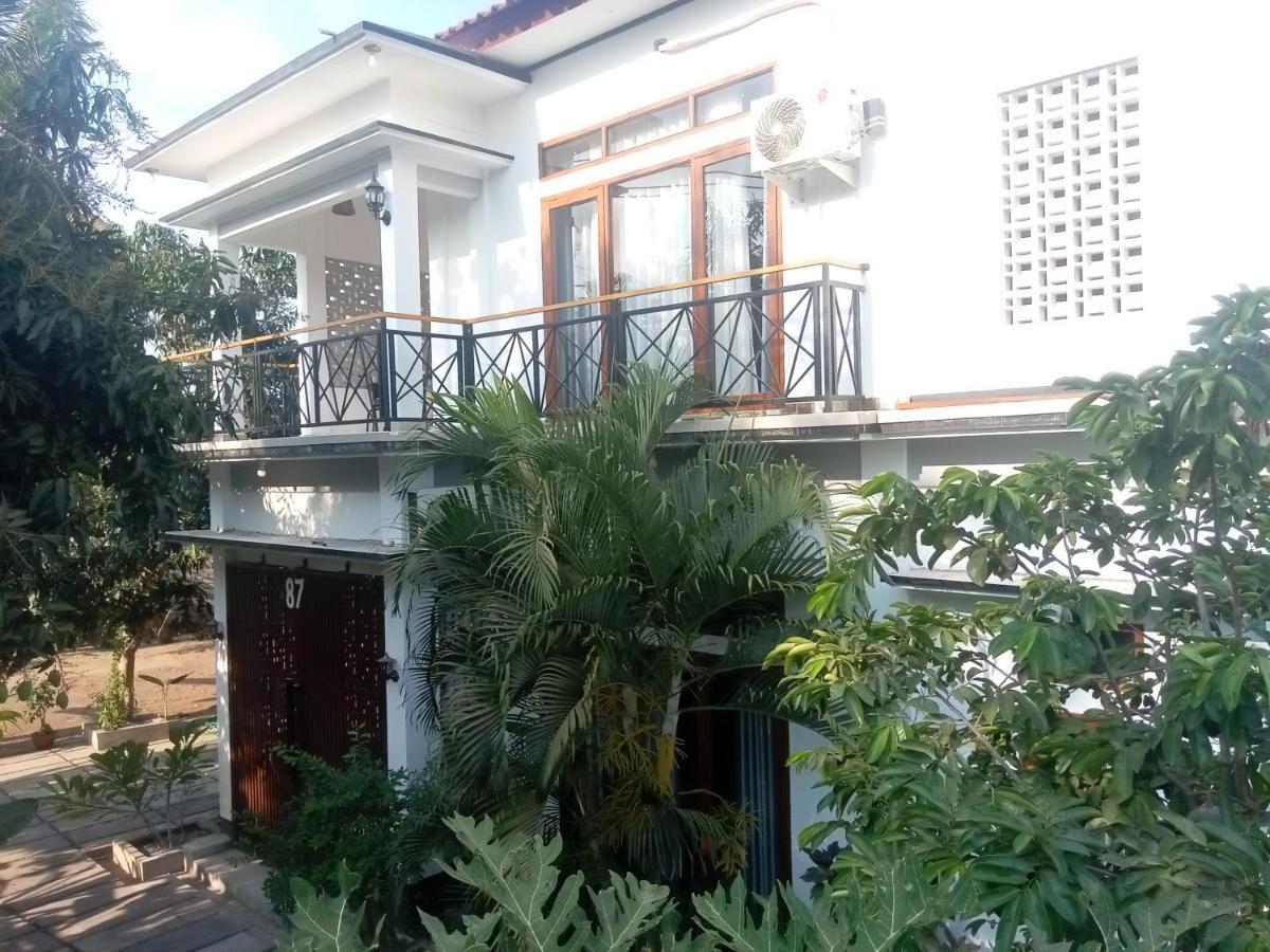 Warm Villas Lombok Kuta  Εξωτερικό φωτογραφία